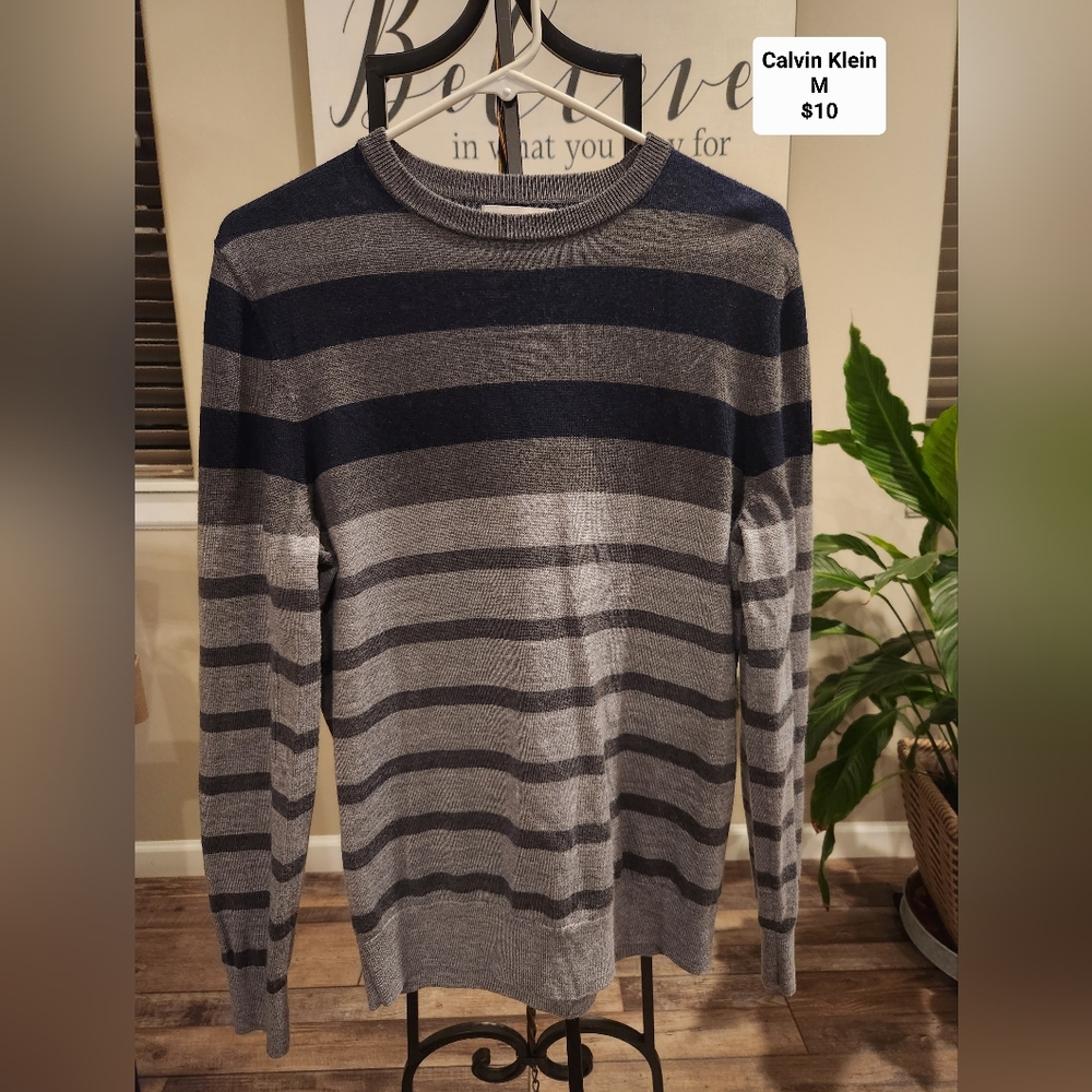 MEN Calvin Klein Crewneck Medium